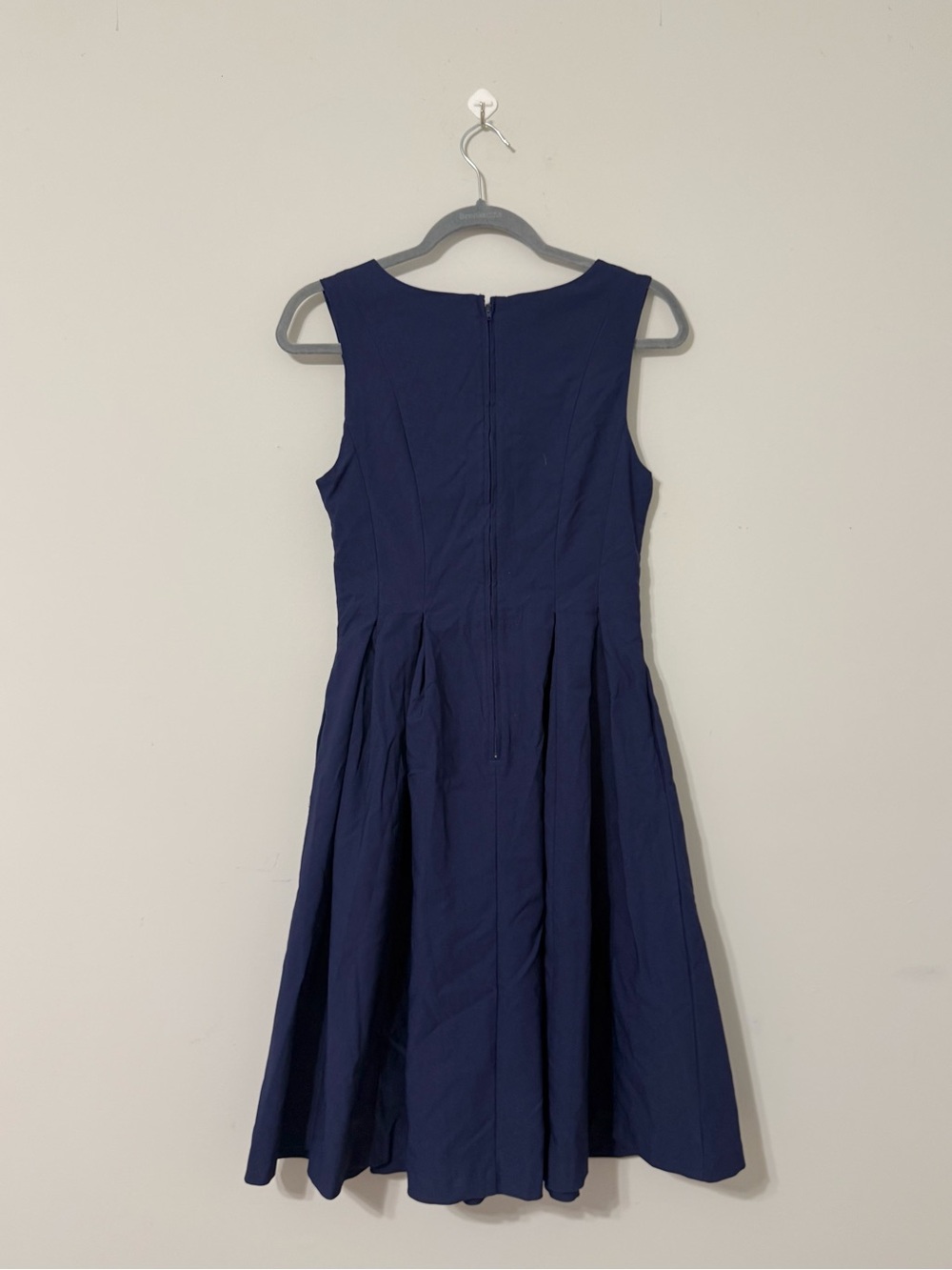 ModCloth Blue Pleated V-Neck sleeveless Dress - Picture 3 of 5